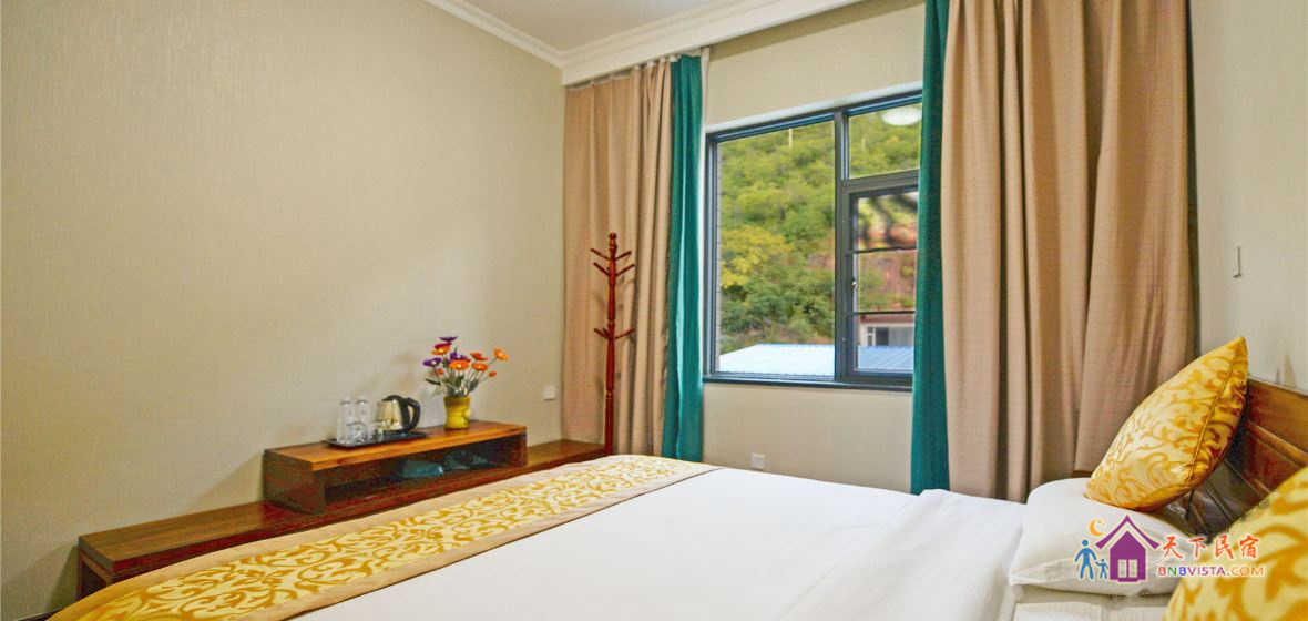 山景大床房