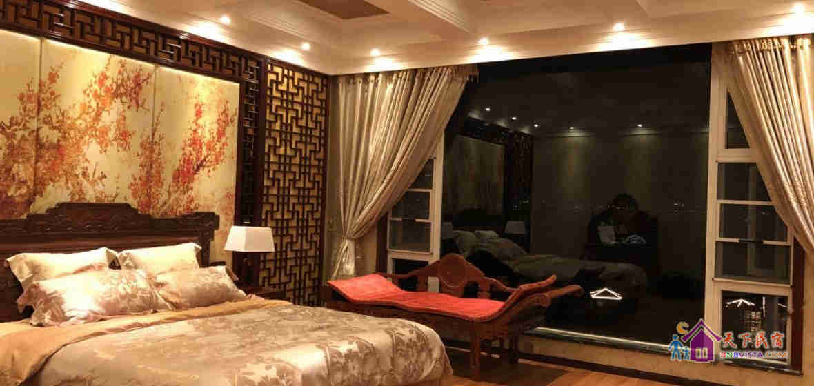 领秀风情豪华大床房