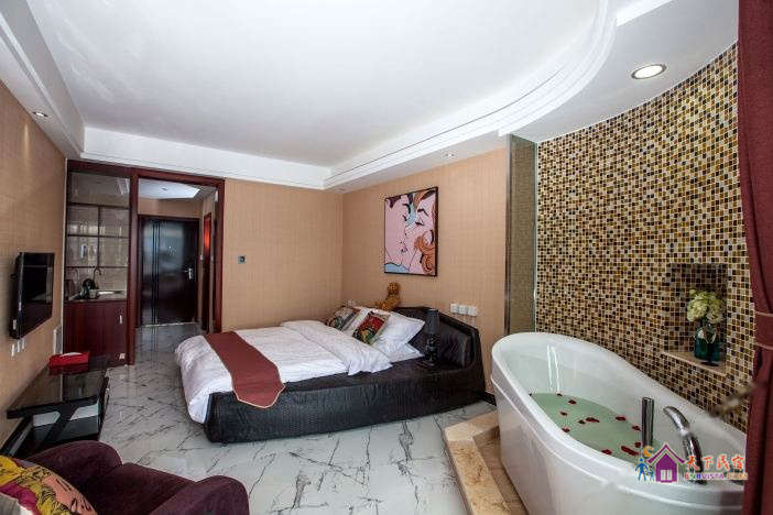 逸海明珠海景大床房