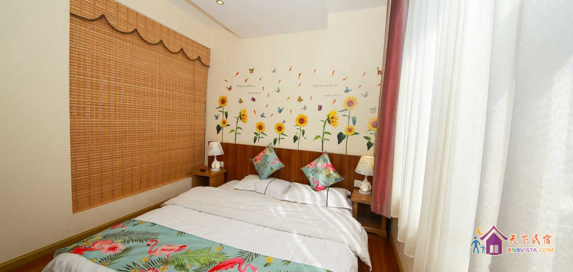 榻榻米温馨大床房-带空调