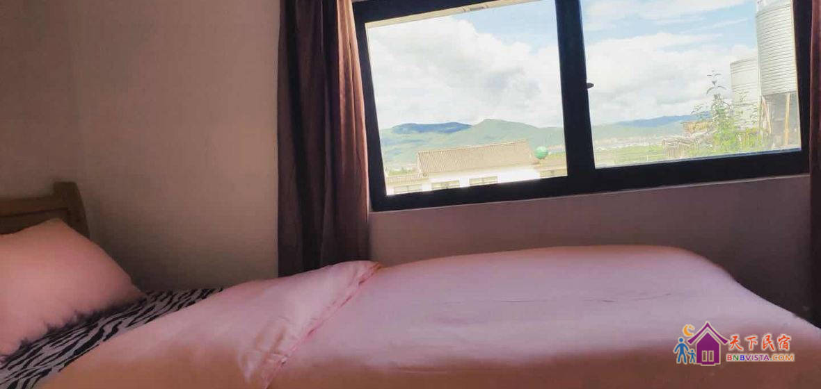 二号院风花雪月双人间(公共卫浴)