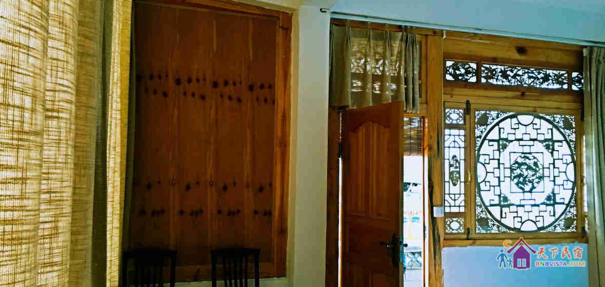 180度日出观海景大床房