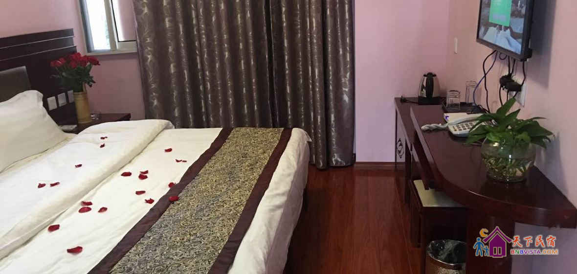 温馨大床房