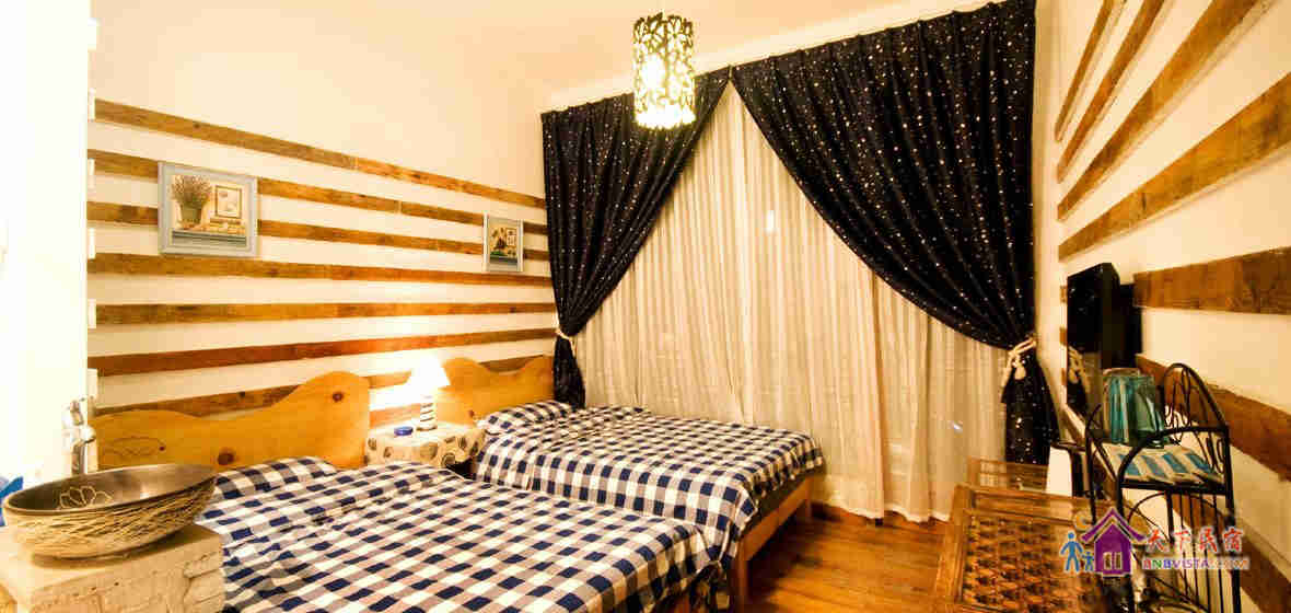 主院芭蕉扇双床房