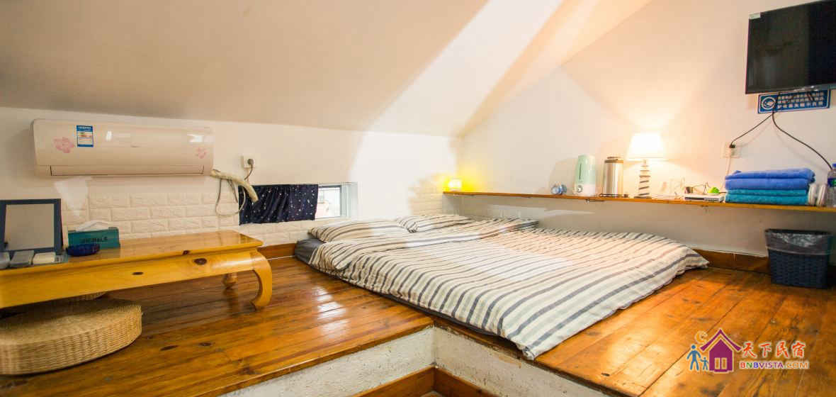 主院下关风榻榻米大床房