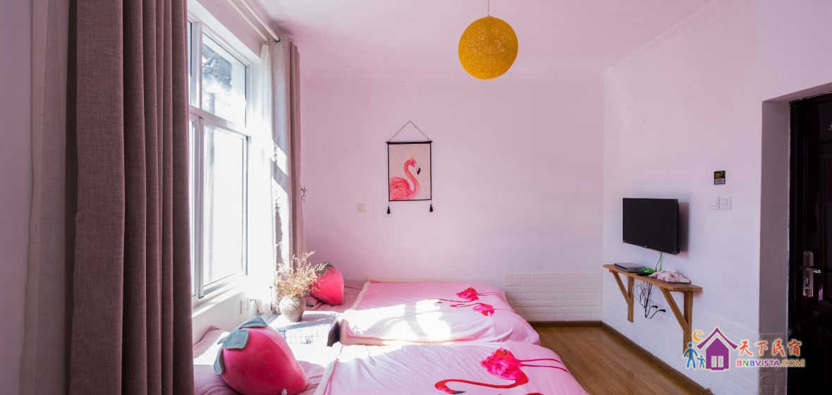 火烈鸟榻榻米标间