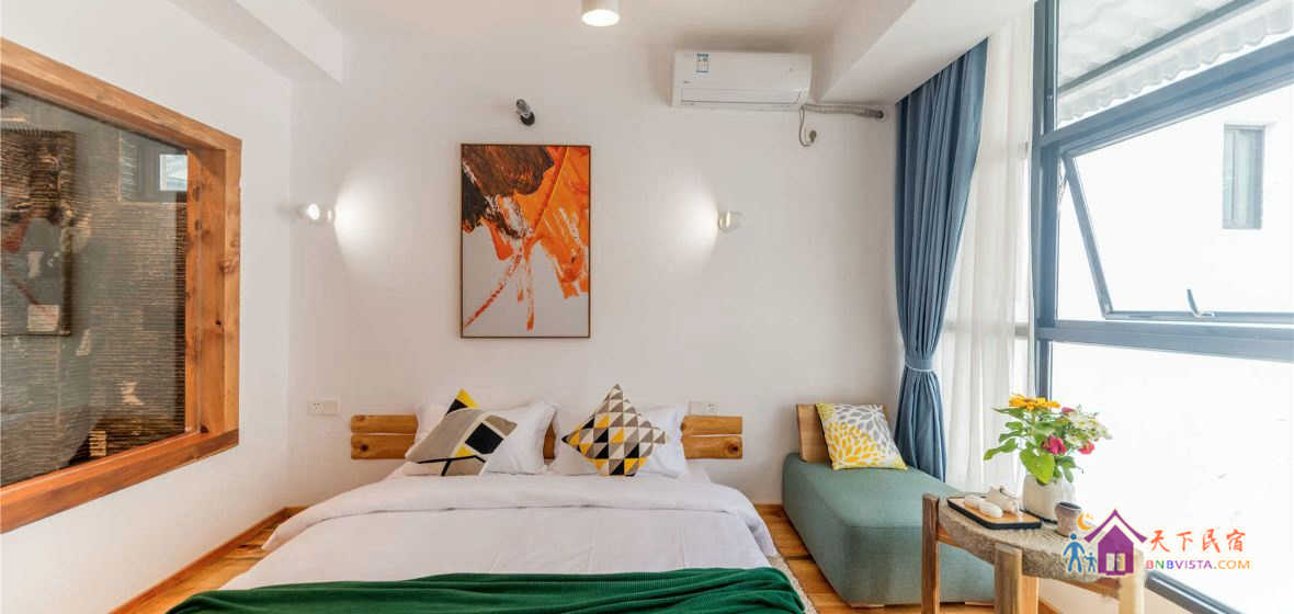 云石松木大床房