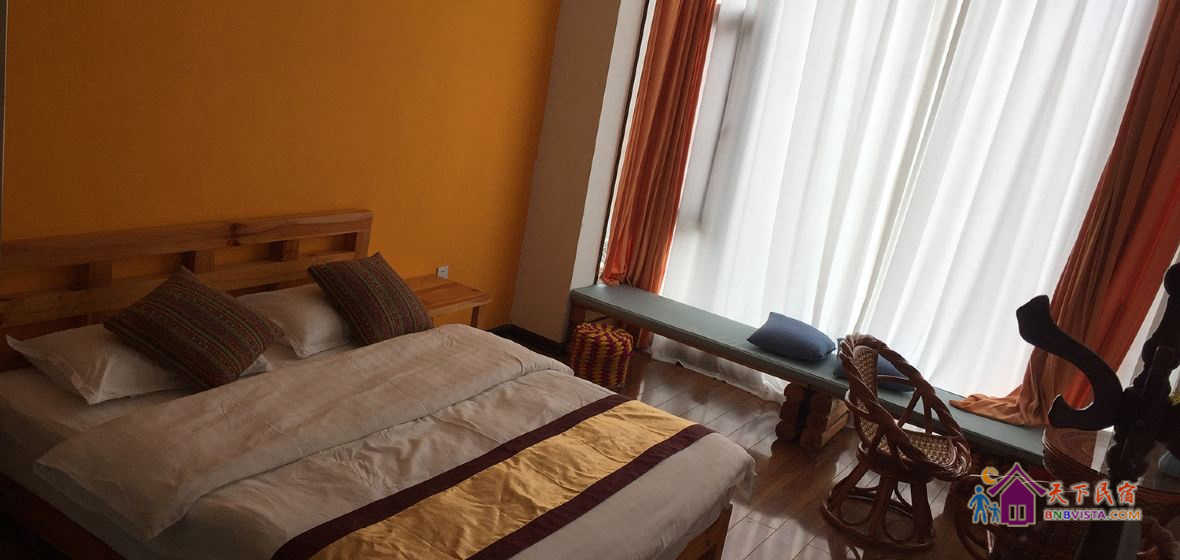 三楼观景海大床房