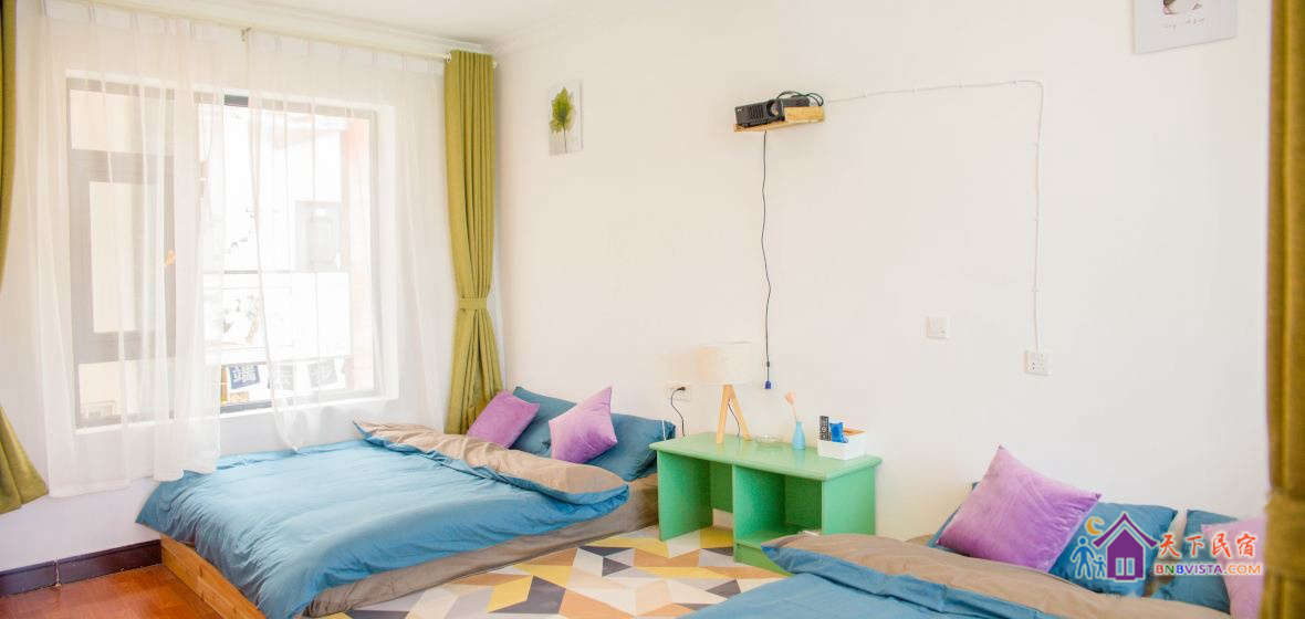 豪华榻榻米家庭影院