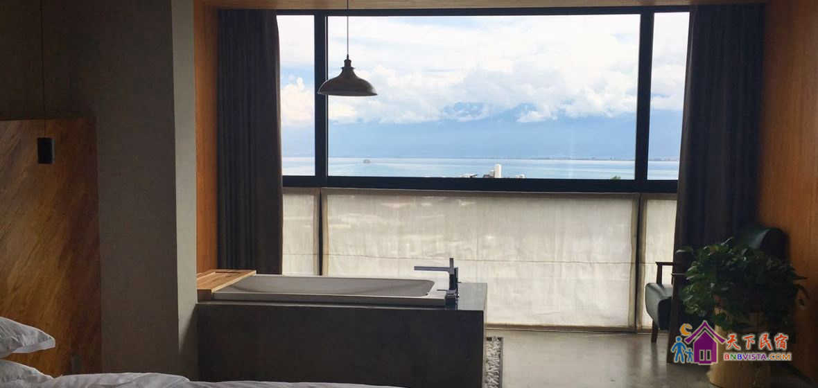 最美洱海海景大床房