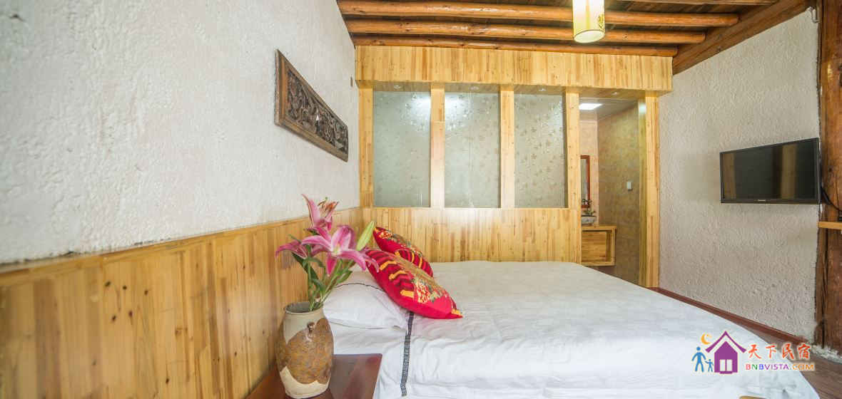 木屋温馨大床房