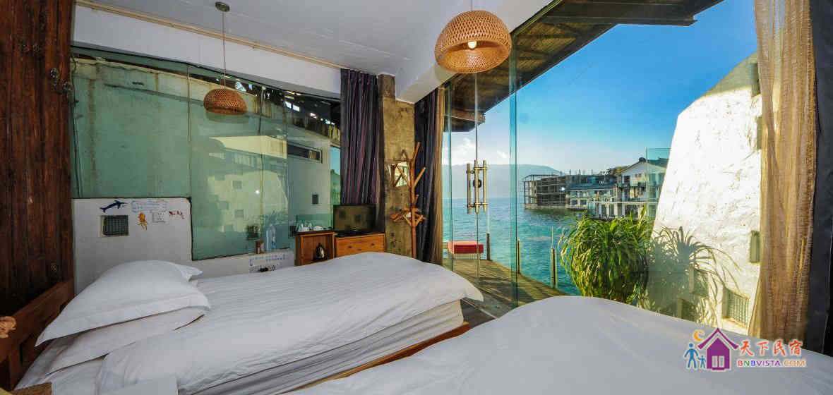 风格侧面海景双床间