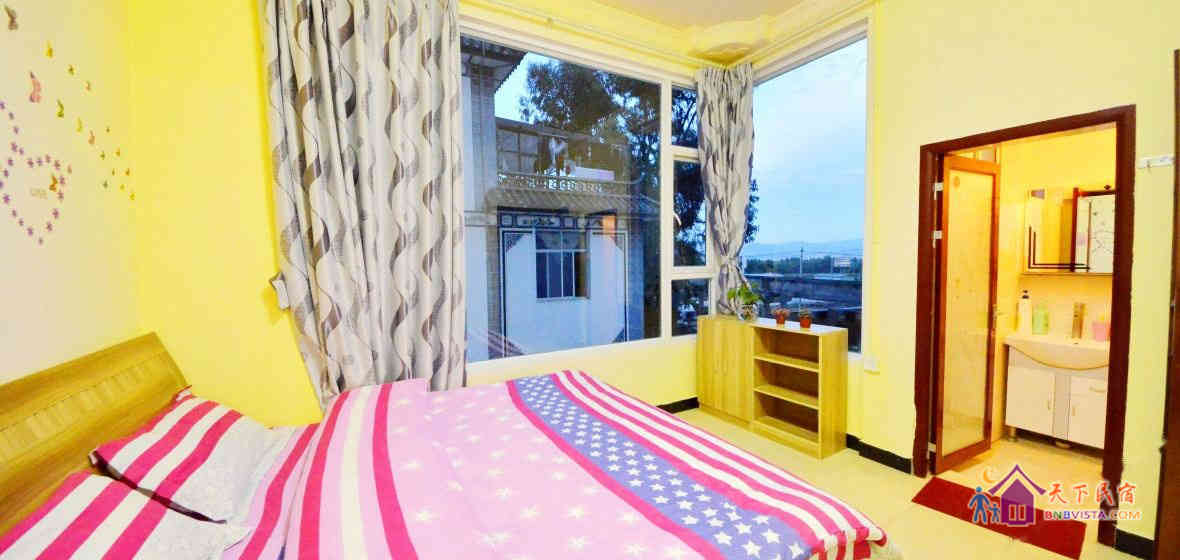 花好月圆特色大床房