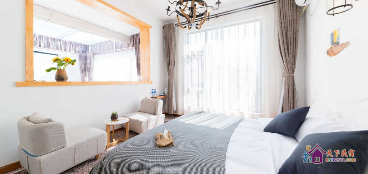 观影星空大床套房空灵