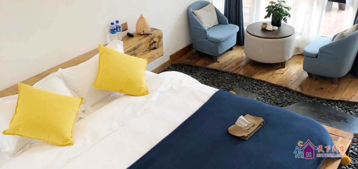 醉卧大床房边缘