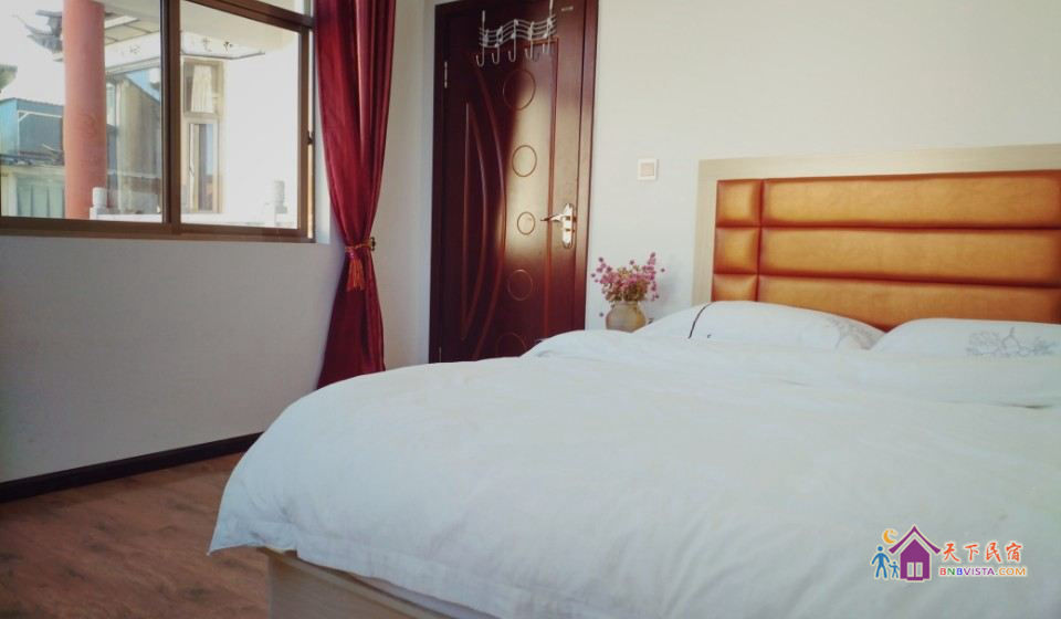 特惠阳光大床房