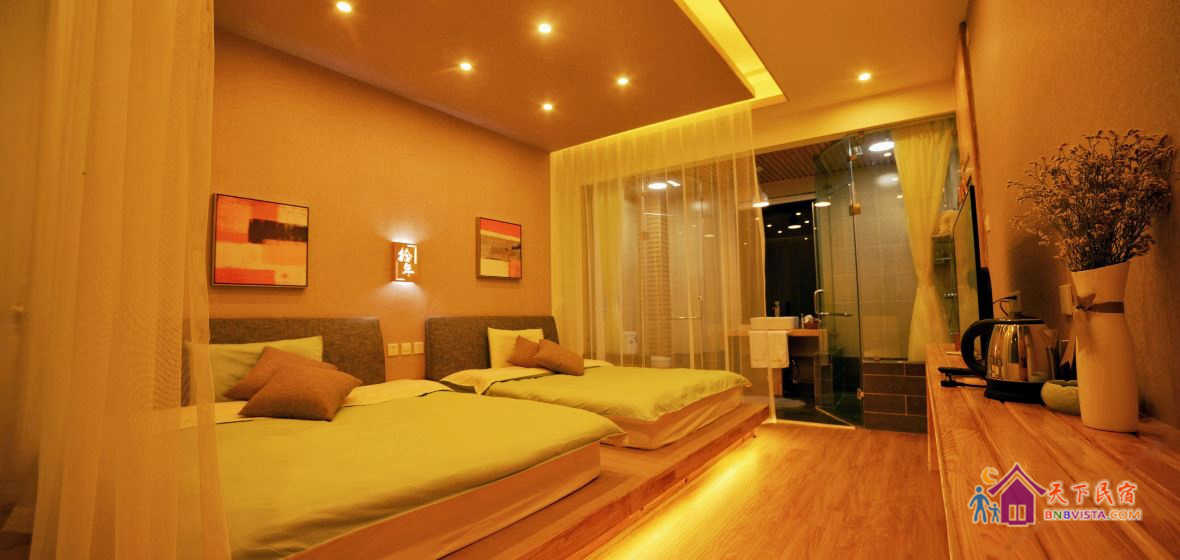 201-格调景观榻榻米双床房