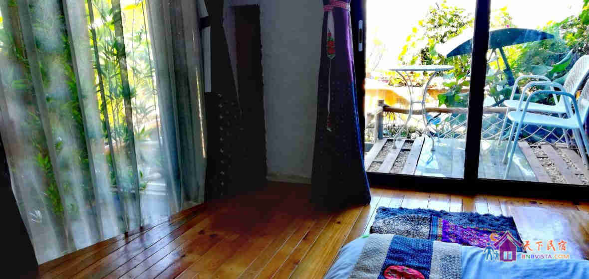 醉花音180度海景闺蜜房