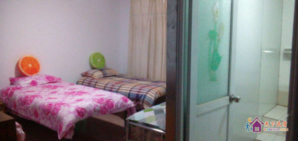 女生四人床位房