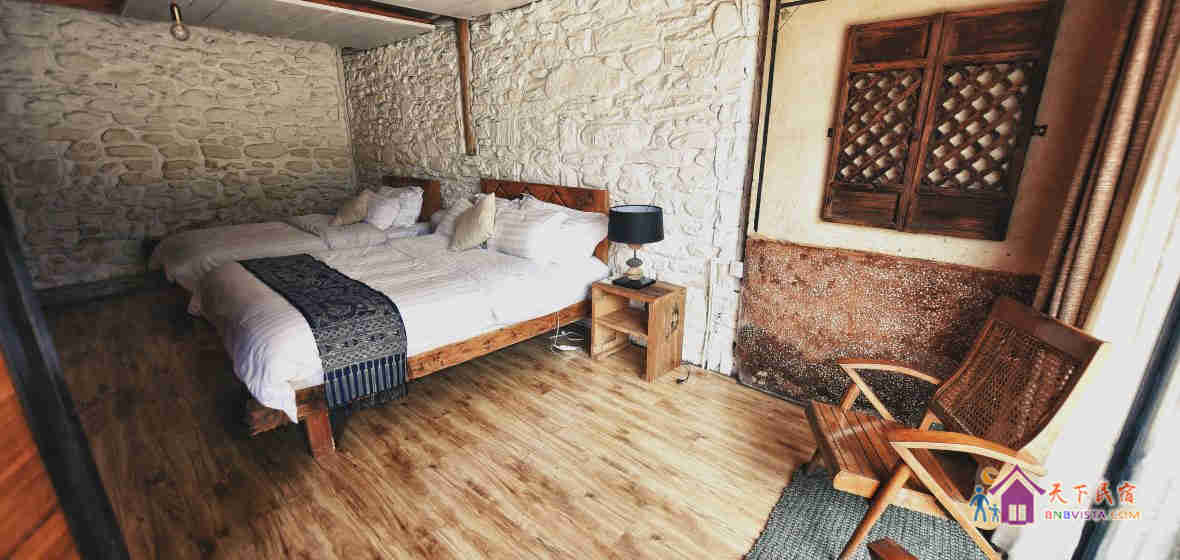 苍山店-舍南北一楼景观家庭双床房