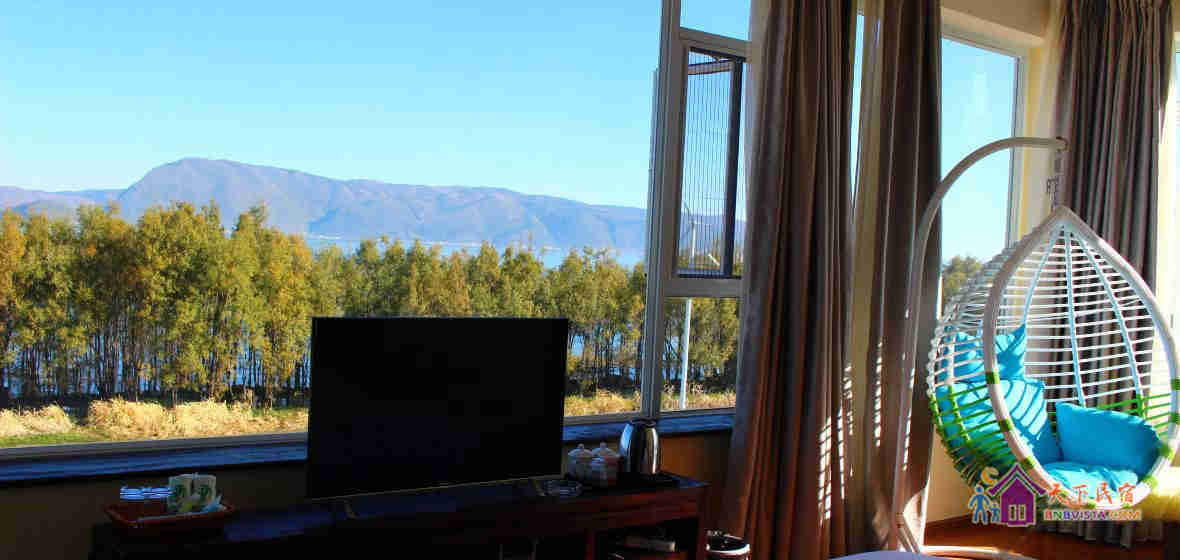 三面观海大床房