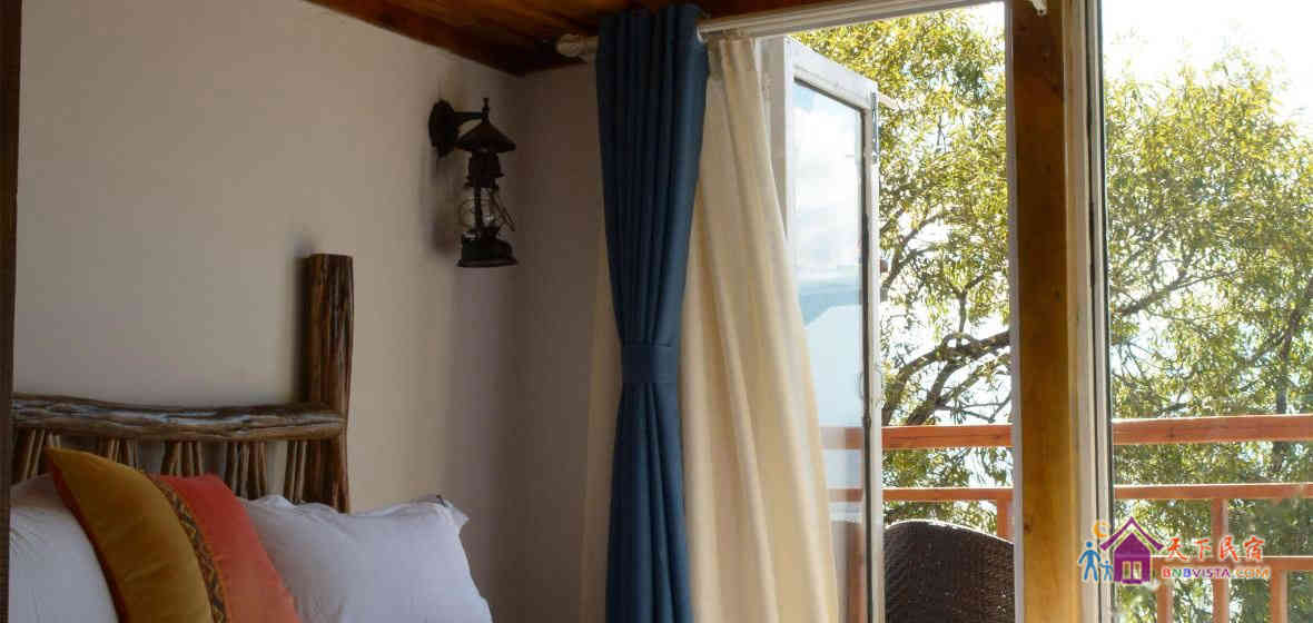 阁楼海景家庭房