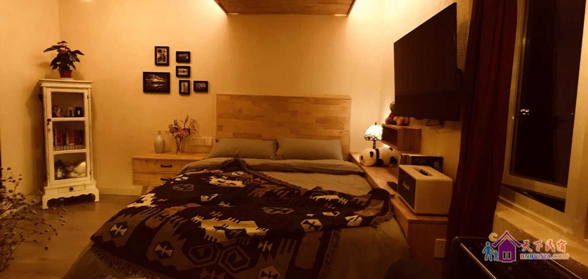 阳光观景大床房