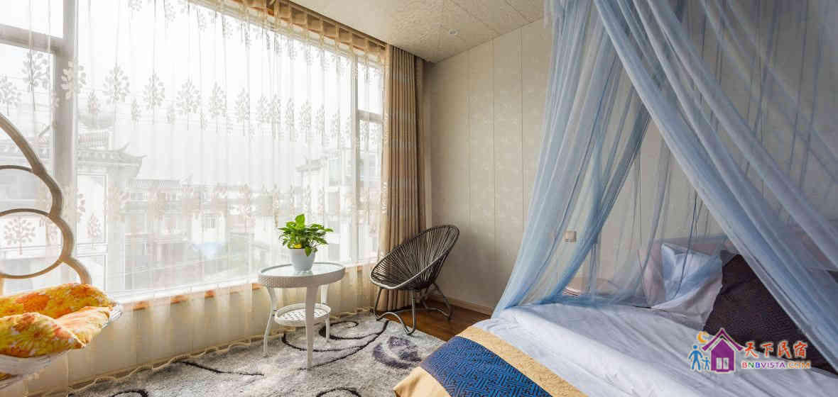 苍山观景圆床房