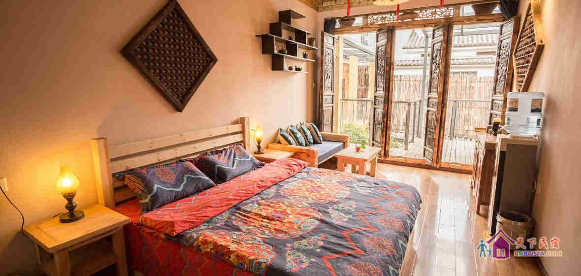 白族阁楼套间