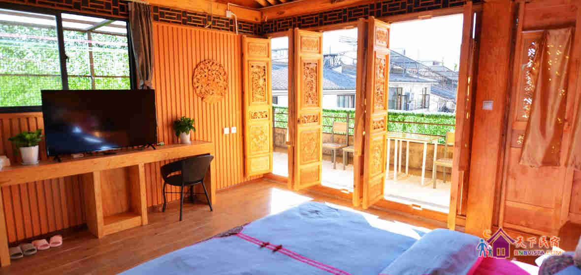 白云古典浴缸大床房-三楼