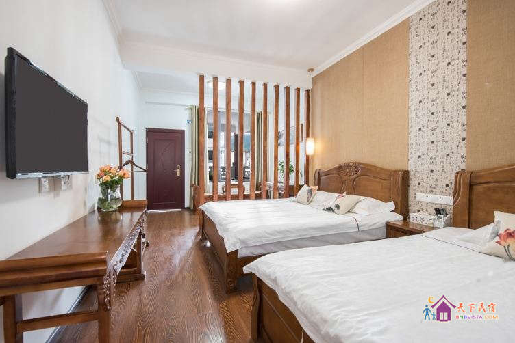 新中式一温馨亲子家庭房