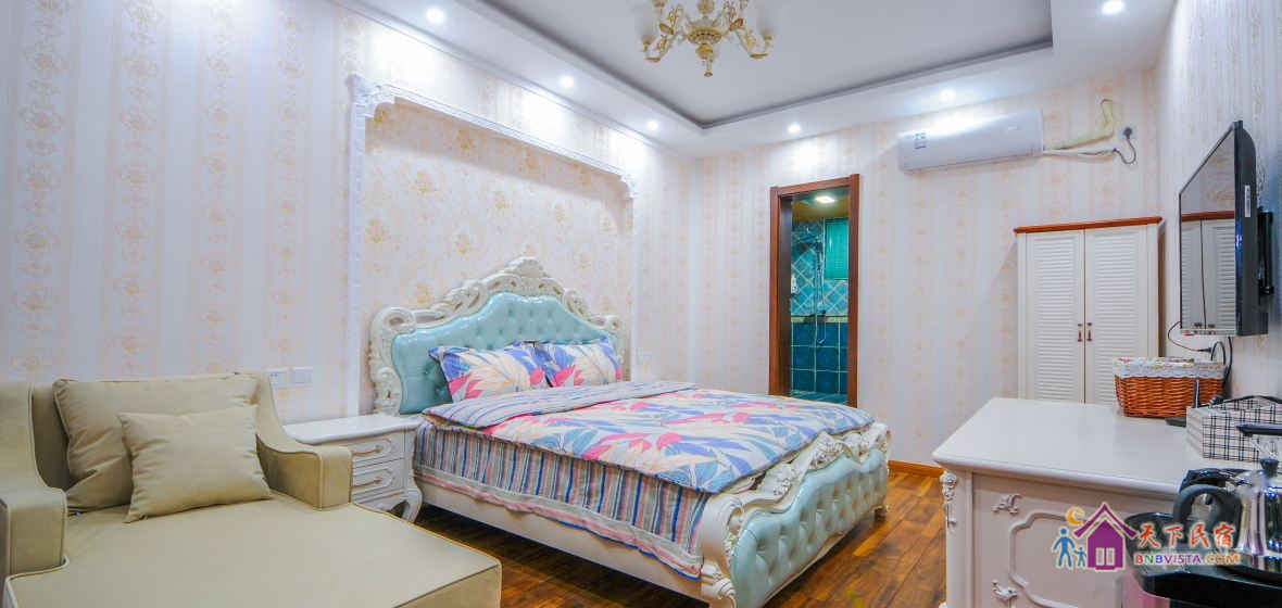 洱海门花语别院阳台大床房