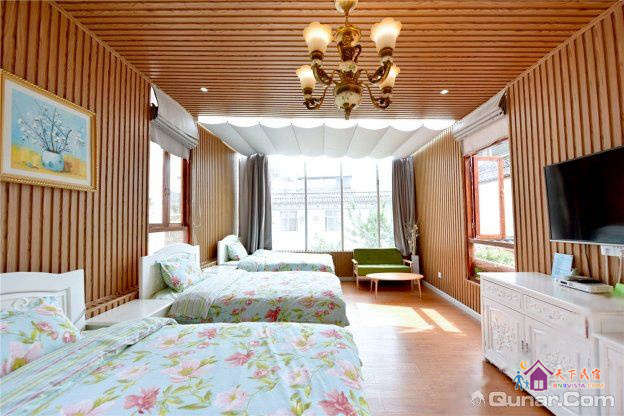 南门一号院星空三人间