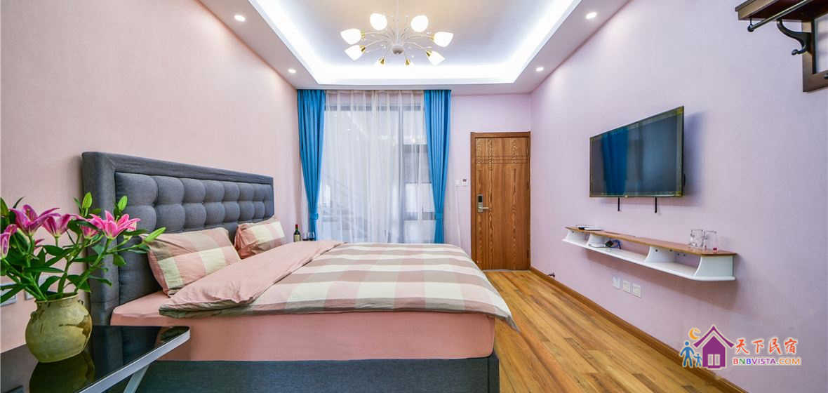 南门三号院温馨大床房