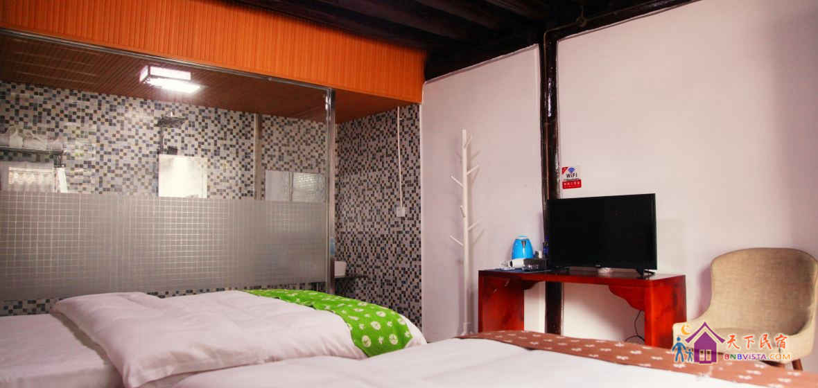 102大理白族传统建筑双人房