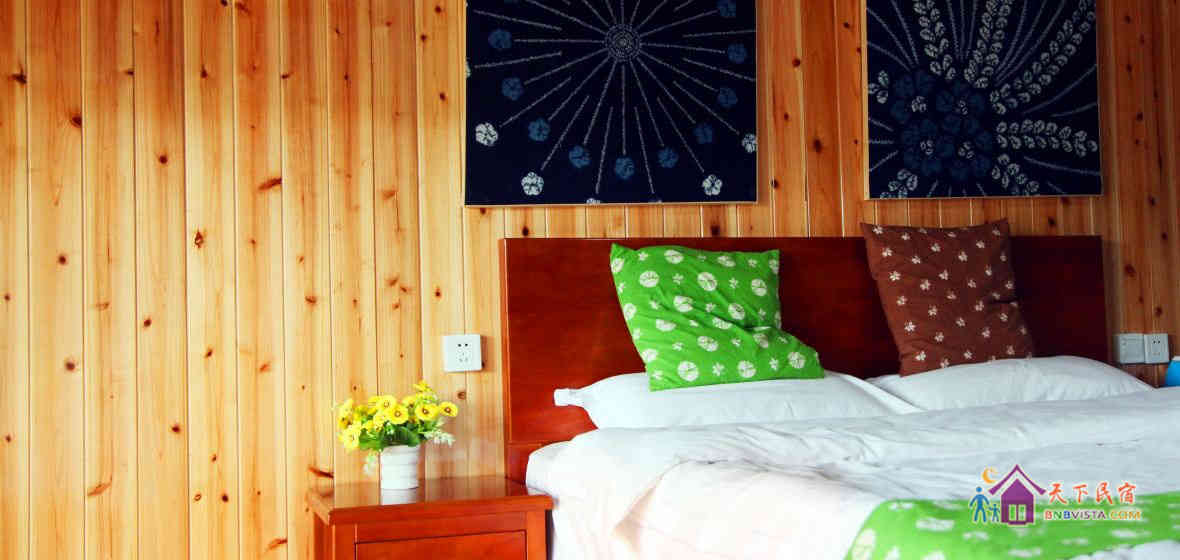 201大理传统建筑复古大床房