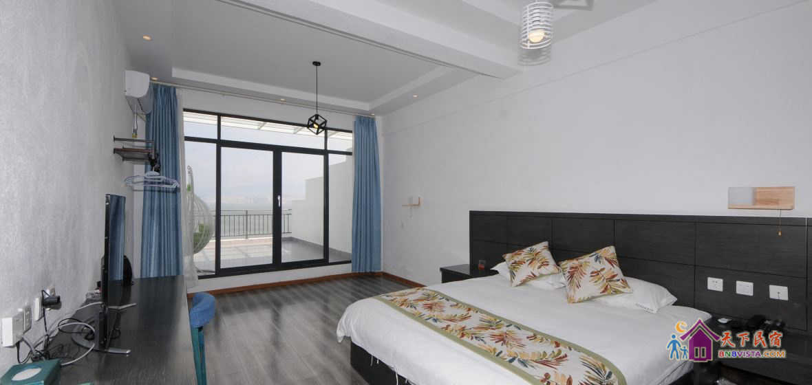 180°海景阳台大床间