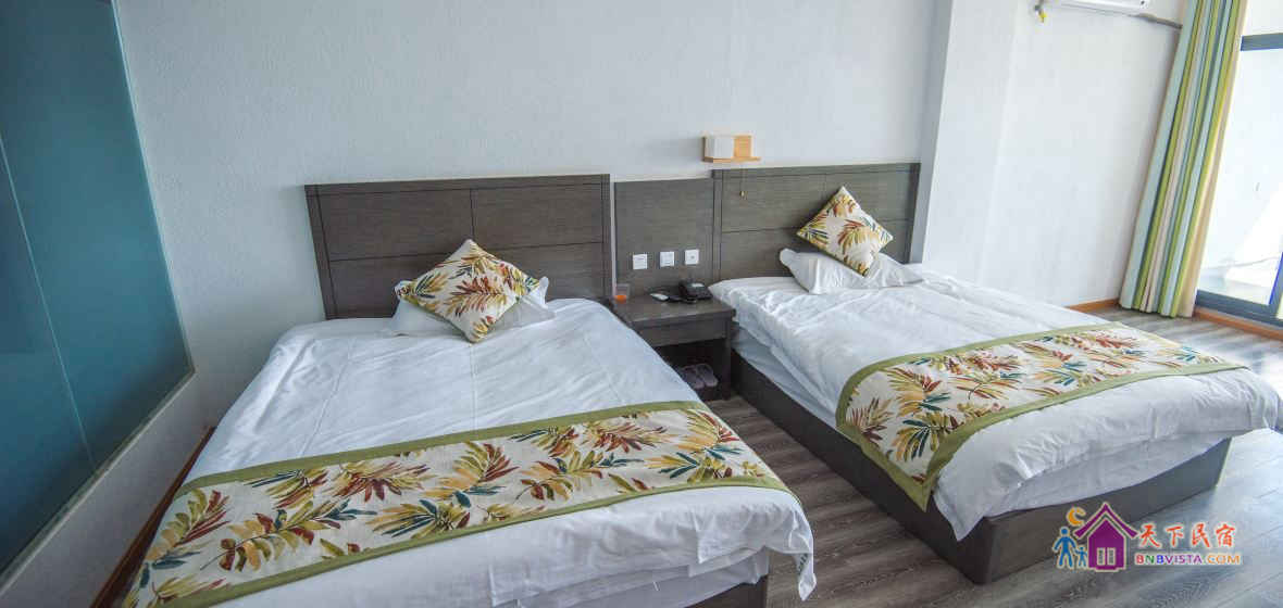 180°海景阳台双人间