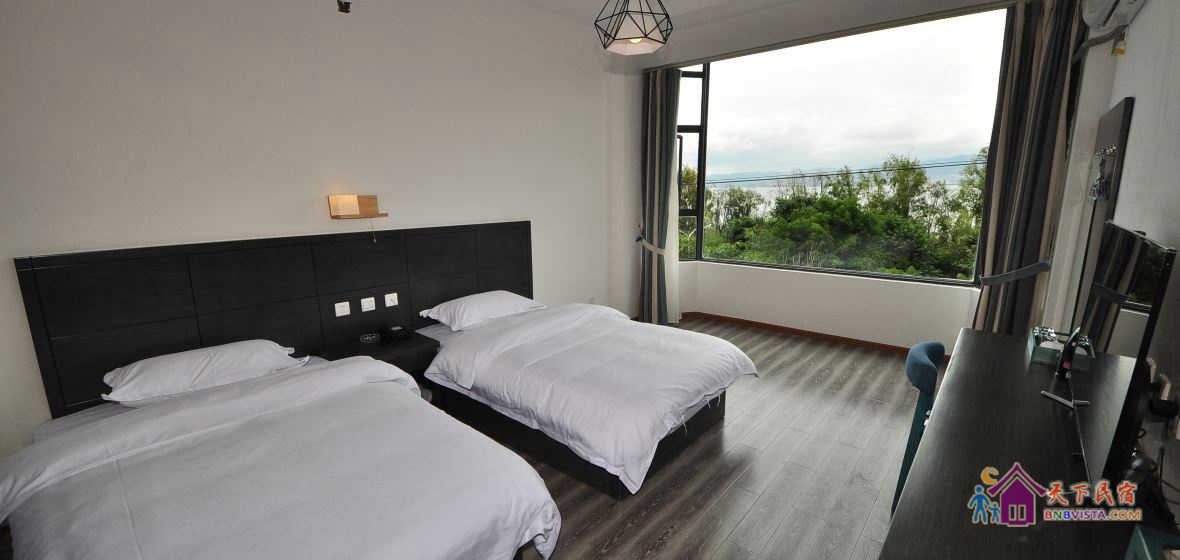 特惠舒适面海双人间