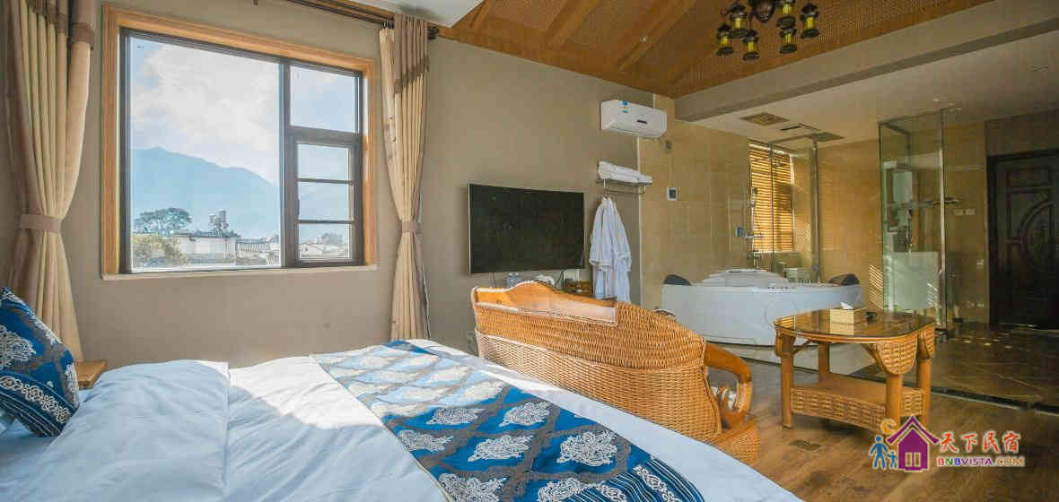 阳光观景大床房