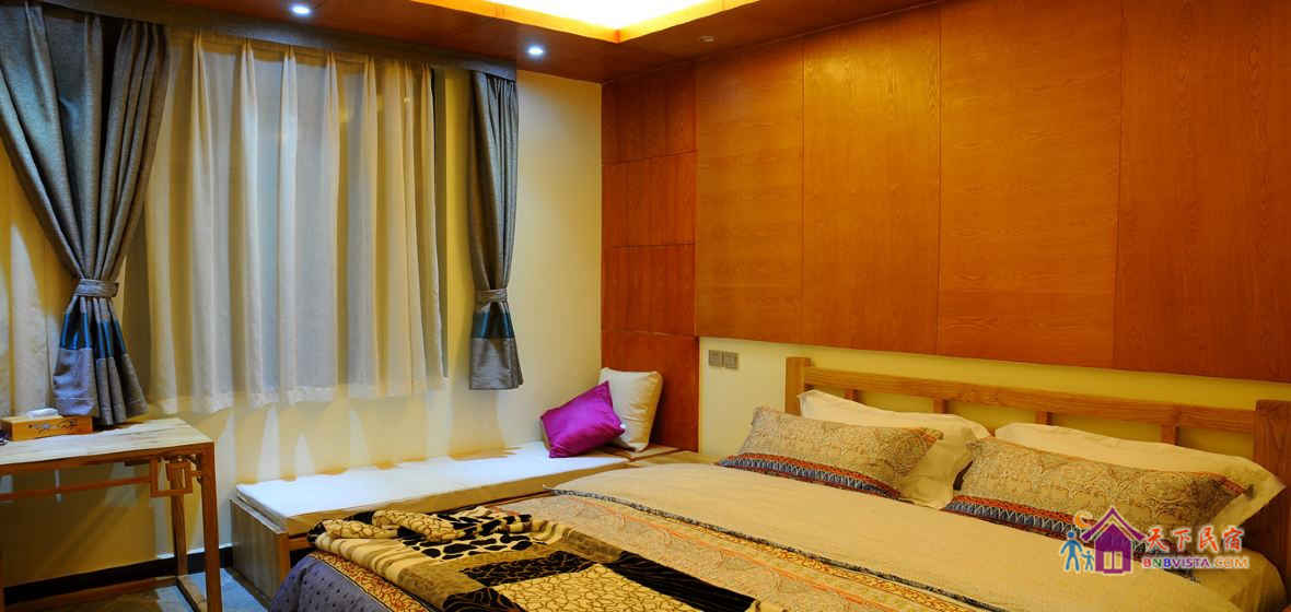 一号院夫妻大床房