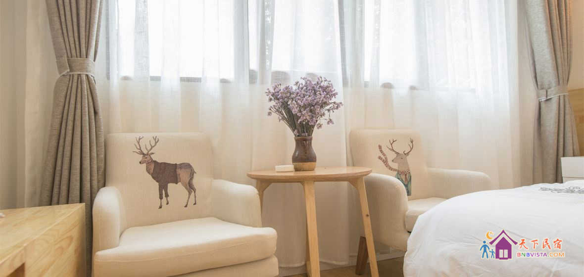 风景大床房