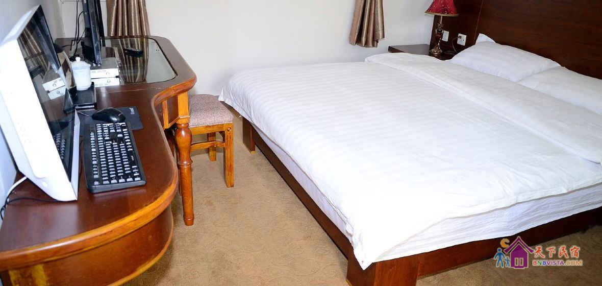 商务大床房