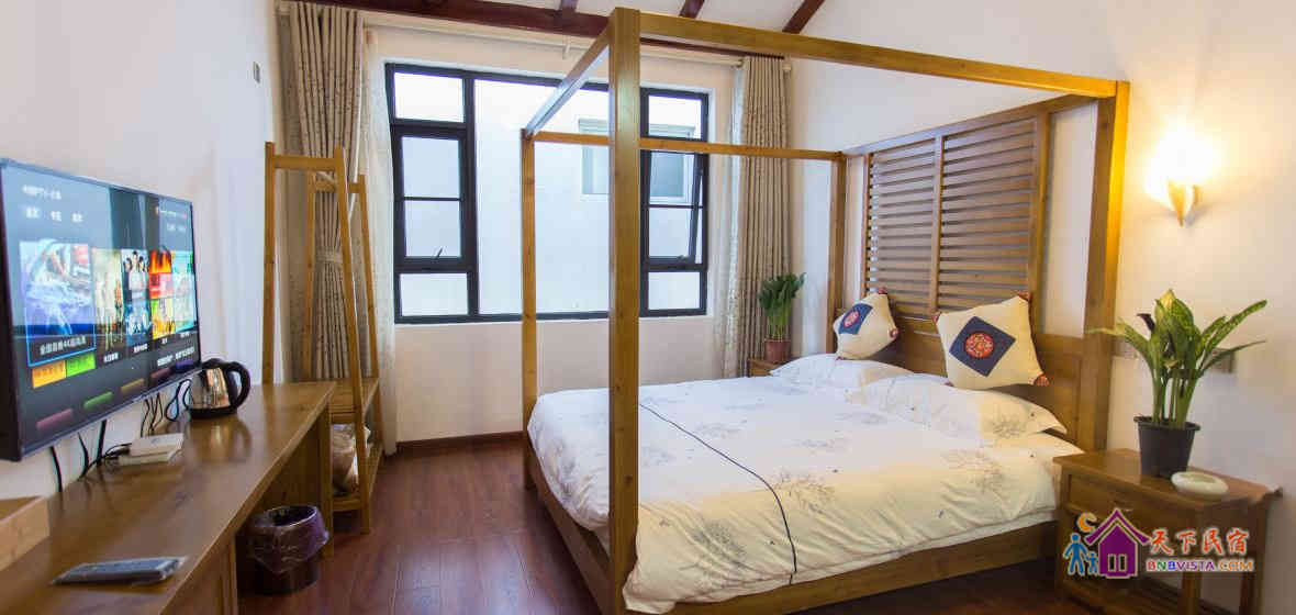 隐山架子大床房