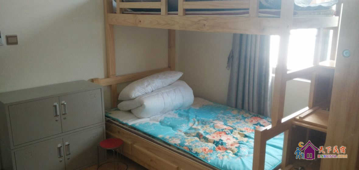 女生四人间(床位)