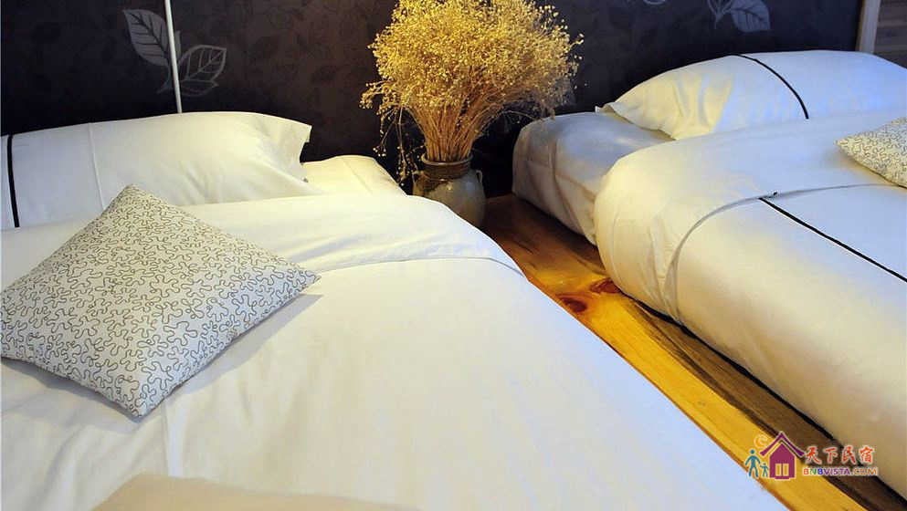 一楼墨年标准间