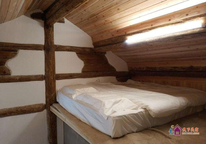 复古阁楼星空房