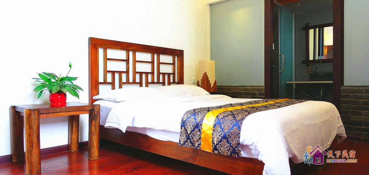 四季如春大床房