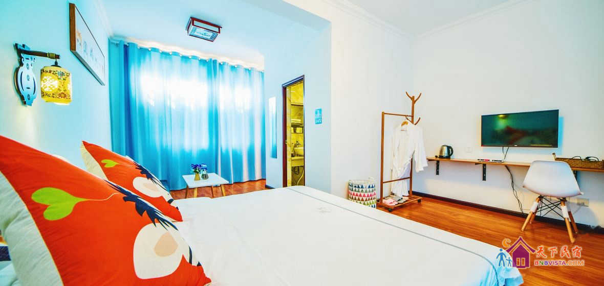 院景蜜月大床房