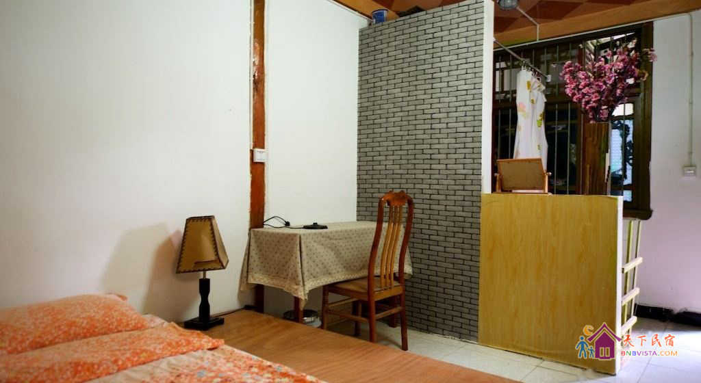 大床间(公共卫浴)